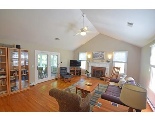 204 Newbridge St, Hingham, MA 02043 photo 5