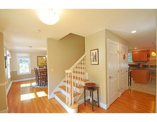 204 Newbridge St, Hingham, MA 02043 photo 3