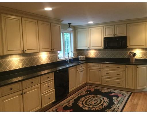 17 Spring Valley Rd, Worcester, MA 01609 photo 1