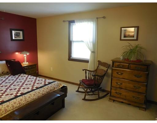 12 Pinebrook Dr, Easthampton, MA 01027 photo 12