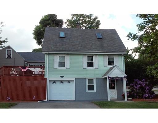 228 Pleasant St, Reading, MA 01867 photo 1