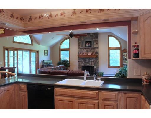 23 Warren Rd, Upton, MA 01568 photo 11