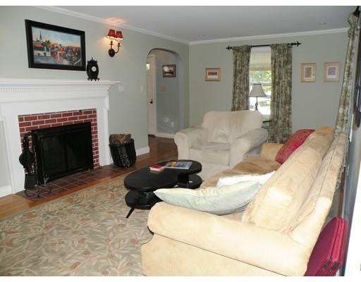 17 Saxon Rd, Worcester, MA 01602 photo 16