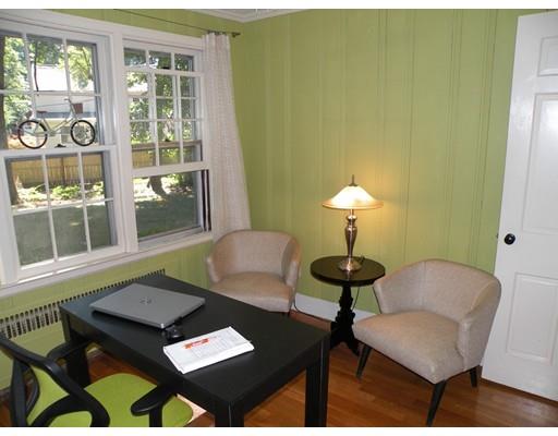 17 Saxon Rd, Worcester, MA 01602 photo 12