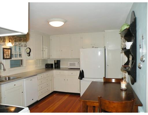 17 Saxon Rd, Worcester, MA 01602 photo 5