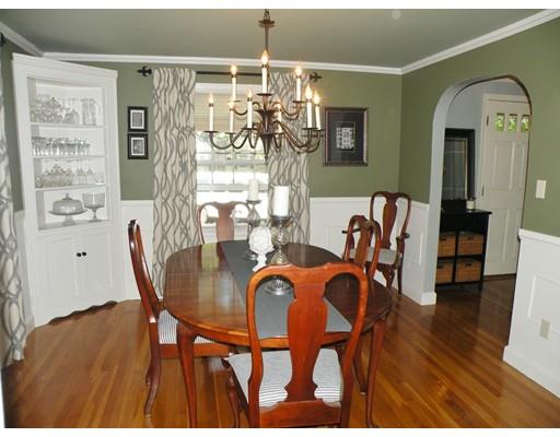 17 Saxon Rd, Worcester, MA 01602 photo 8