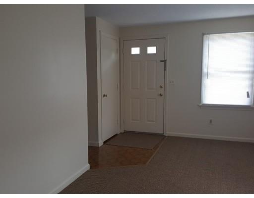 128 Cedar St, Springfield, MA 01105 photo 10