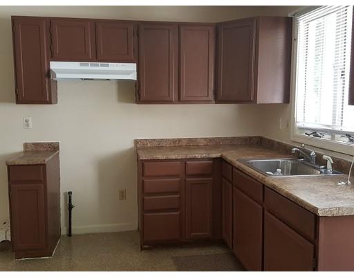 128 Cedar St, Springfield, MA 01105 photo 12