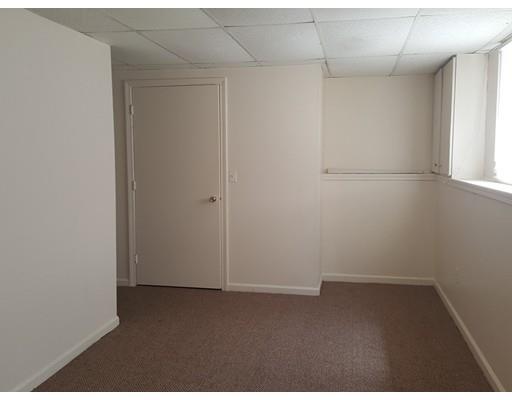 128 Cedar St, Springfield, MA 01105 photo 5