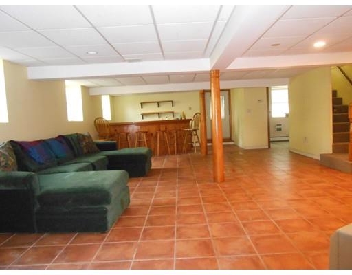 33 Maple Ave, Avon, MA 02322 photo 20