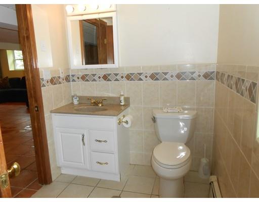33 Maple Ave, Avon, MA 02322 photo 14