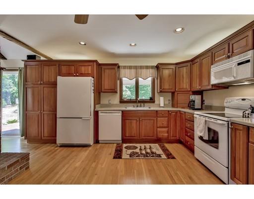 21 Dixey Dr, Middleton, MA 01949 photo 10
