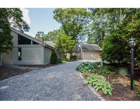 17 Compass Cir, Mashpee, MA 02649 photo 3