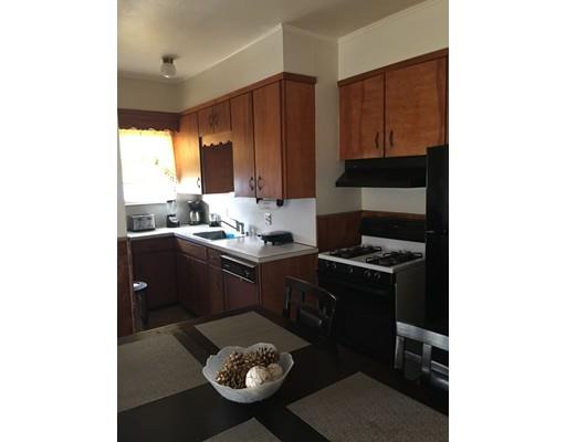 116 Larkspur St, Springfield, MA 01108 photo 6