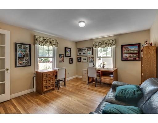 21 Lois Ln, Needham, MA 02492 photo 10