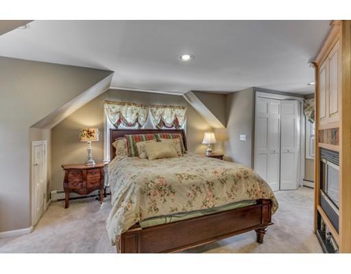 21 Lois Ln, Needham, MA 02492 photo 12