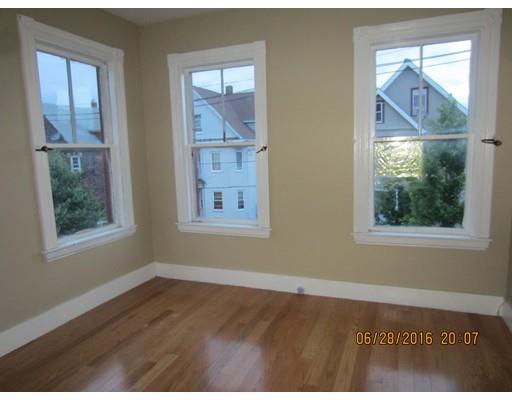41 Chestnut St, Everett, MA 02149 photo 9