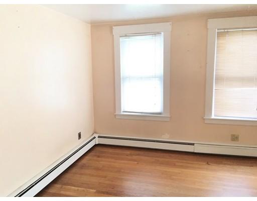 170 E Meadow Rd, Lowell, MA 01854 photo 3