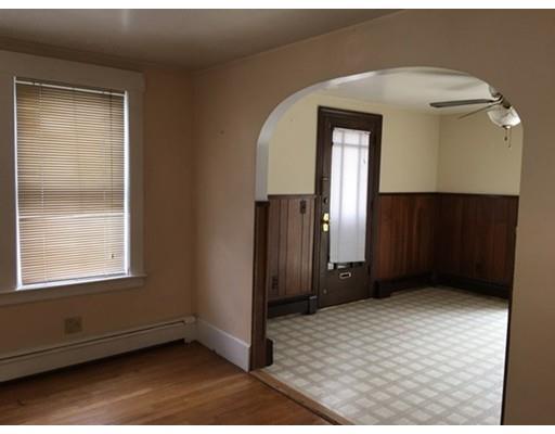 170 E Meadow Rd, Lowell, MA 01854 photo 9