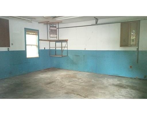 170 E Meadow Rd, Lowell, MA 01854 photo 7