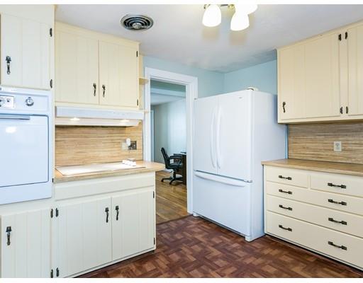 67 Melha Ave, Springfield, MA 01104 photo 6