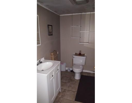 79 Shamrock St, Springfield, MA 01108 photo 5