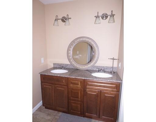 216 Mazarin St, Springfield, MA 01151 photo 19