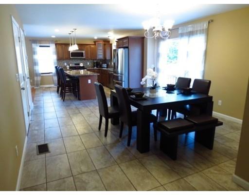 216 Mazarin St, Springfield, MA 01151 photo 1