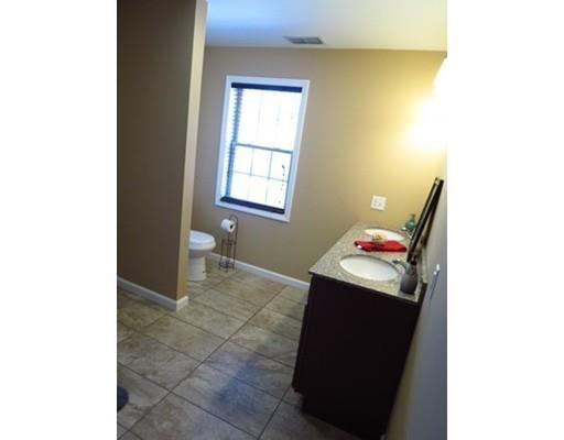216 Mazarin St, Springfield, MA 01151 photo 15