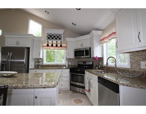 15 Elm Ave, Holbrook, MA 02343 photo 1