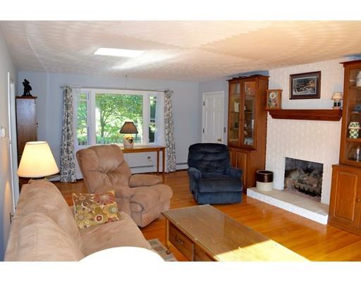 38 Lyons Rd, Dudley, MA 01571 photo 18