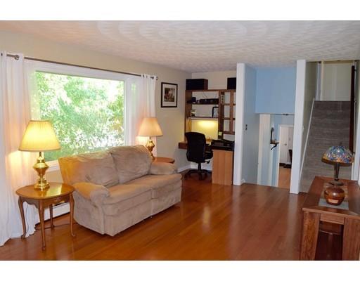 38 Lyons Rd, Dudley, MA 01571 photo 9