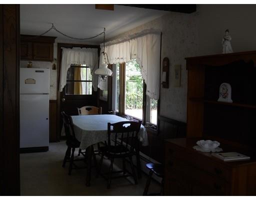 10 Groton St, Springfield, MA 01129 photo 10