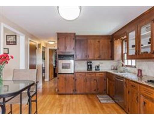 8 White Birch Dr, Springfield, MA 01119 photo 9