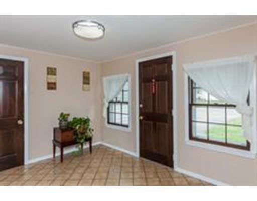 8 White Birch Dr, Springfield, MA 01119 photo 6
