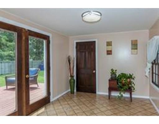 8 White Birch Dr, Springfield, MA 01119 photo 7