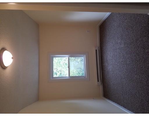 424 E River St, Orange, MA 01364 photo 7