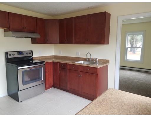 424 E River St, Orange, MA 01364 photo 3