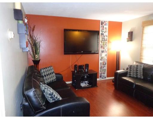 237 Kent, Springfield, MA 01129 photo 3