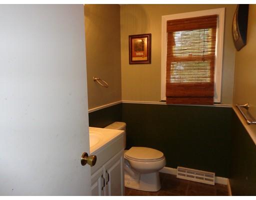 237 Kent, Springfield, MA 01129 photo 5