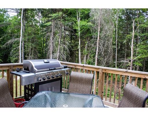 379 Leo Dr, Gardner, MA 01440 photo 5