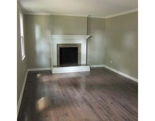 138 Endicott St, Springfield, MA 01118 photo 3