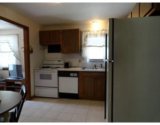 20 Pinta Cir, Springfield, MA 01104 photo 8