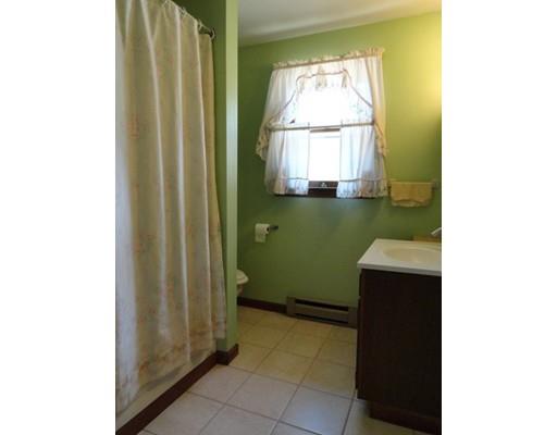 20 Pinta Cir, Springfield, MA 01104 photo 14