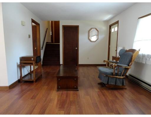 20 Pinta Cir, Springfield, MA 01104 photo 5