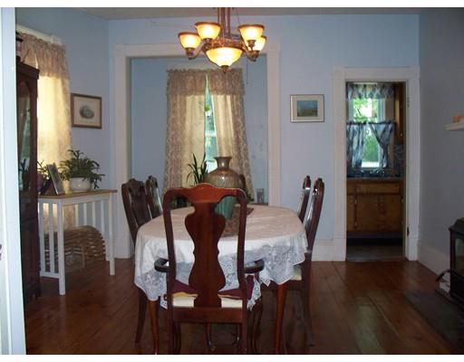 50 Dexter St, Springfield, MA 01105 photo 6