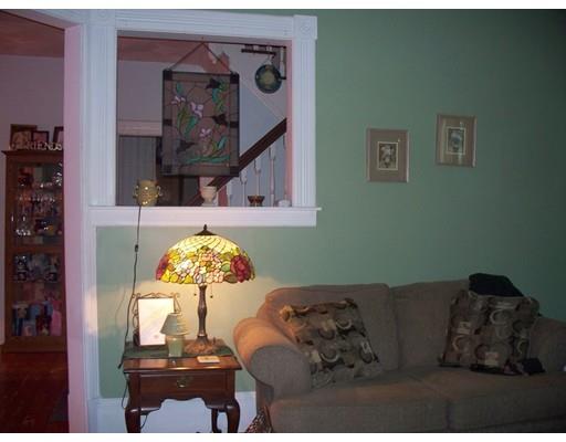 50 Dexter St, Springfield, MA 01105 photo 12
