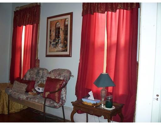 50 Dexter St, Springfield, MA 01105 photo 9