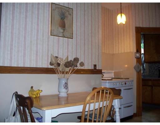 50 Dexter St, Springfield, MA 01105 photo 15