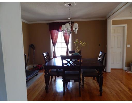 103 Edgewood St, Springfield, MA 01109 photo 6
